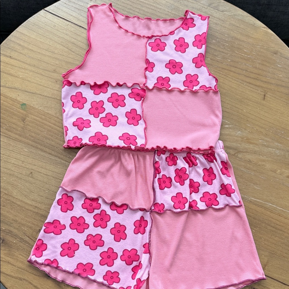 5 for $25🌈 bundle SHEIN Pink Floral Patchwork Pajama Set size 11/12 girls